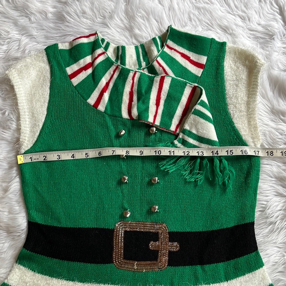 Christmas Dress - Picture 12 of 14